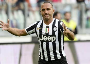 دي ليفيو هذا العام مناسبا لتتويج يوفنتوس بدوري الأبطال