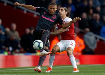 فيديو محمد النني يغيب عن فوز آرسنال أمام إيفرتون في الدوري الإنجليزي