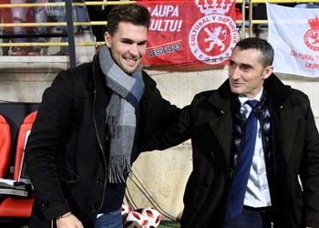 فالفيردي لعبنا أسوأ مبارياتنا أمام ليونيسا ولن أتحدث بعد انذار الحكم