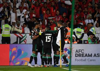 فيديو الإمارات تتأهل لربع نهائي كأس آسيا بعد فوز مثير على قرغيزستان