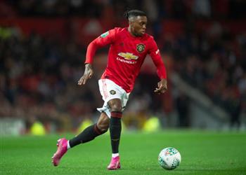 سولشاير يكشف موقف بيساكا من المشاركة أمام الكمار في الدوري الأوروبي