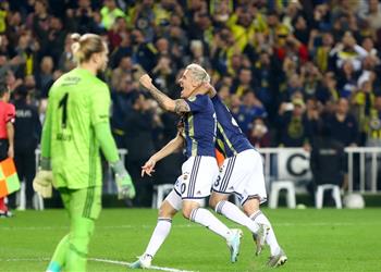 بم شاركة محمد النني بشكتاش يسقط أمام فنربخشة بثلاثية في الدوري التركي