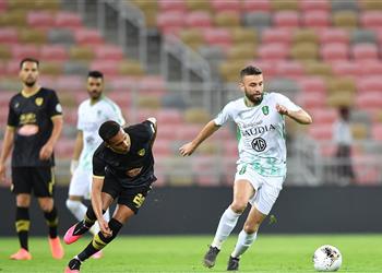 بالفيديو الأهلي يسقط أمام الفتح بهدف في الدوري السعودي
