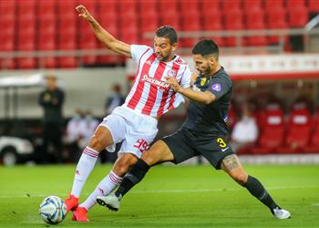 تشكيل أولمبياكوس ضد باناثينايكوس في الدوري اليوناني أحمد حسن كوكا بديل ا