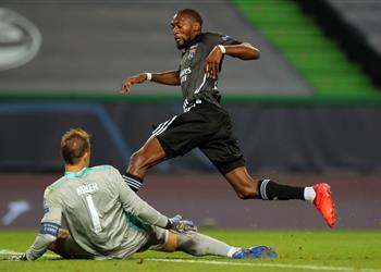 مهاجم ليون بعد توديع دوري الأبطال بايرن ميونخ لا ي هزم وواجهنا حارس ا عظيم ا