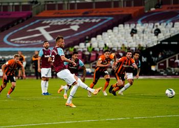 هال سيتي يكشف سبب خوض مواجهة وست هام رغم إصابات كورونا