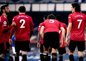 شكوك حول مشاركة مدافع مانشستر يونايتد أمام وست بروميتش