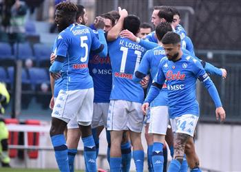 فيديو نابولي يضرب كالياري برباعية في الدوري الإيطالي