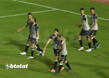 مدرب المريخ يشيد بلاعب الأهلي ويصرح أتابعهم جيد ا