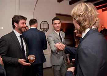 نيدفيد رونالدو سيبقى في يوفنتوس بنسبة 100