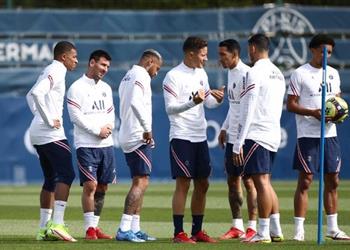 قائمة باريس سان جيرمان لمباراة انجيه غياب ميسي ونيمار ودي ماريا