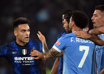 فيديو لاتسيو يذيق إنتر ميلان الهزيمة الأولى وواقعة غريبة تتسبب في طرد وبكاء لويز فيليبي