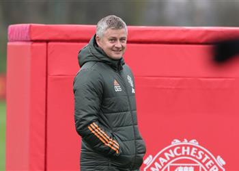 سولشاير يعلن مدة غياب فاران ويثير الشكوك بشأن جاهزية ليندلوف لـ مانشستر سيتي