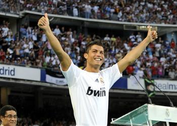 رئيس ريال مدريد السابق رونالدو أرخص صفقة في تاريخ الملكي