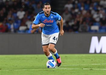 رسمي ا أول الراحلين نابولي يعلن بيع مانولاس