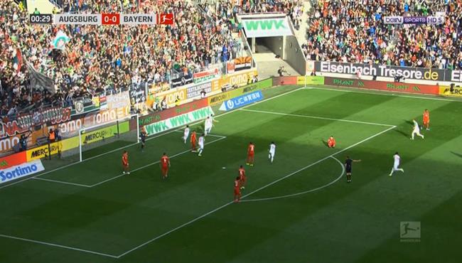 اوجسبورج يسجل هدف في اول 28 ثانيه امام بايرن ميونخ بالدوري الالماني