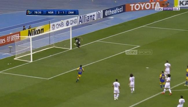 العارضة تحرم لاعب النصر من تسجيل هدف رائع في مرمي الزوراء