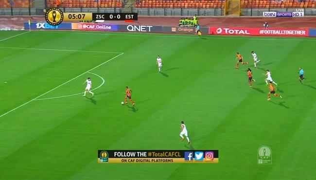 حمدو الهوني كاد ان يسجل هدف الترجي الاول في مرمي الزمالك بعد خطأ دفاعي من محمود علاء