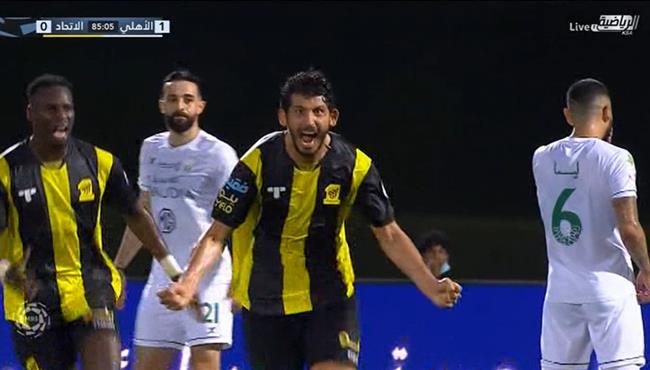 هدف احمد حجازي فى مرمي الاهلى بالدوري السعودي