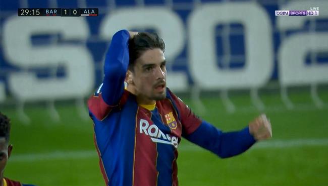 هدف برشلونة الاول في مرمي ديبورتيفو الافيس ترينكاو