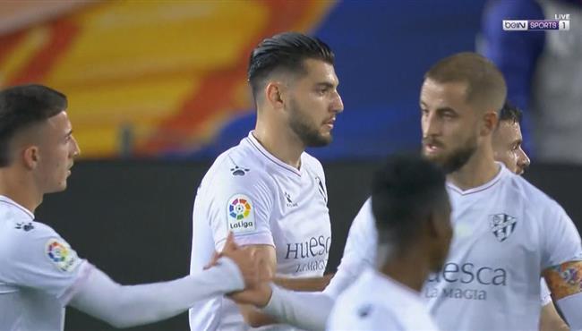 هدف هويسكا فى مرمي برشلونة بالدوري الاسباني