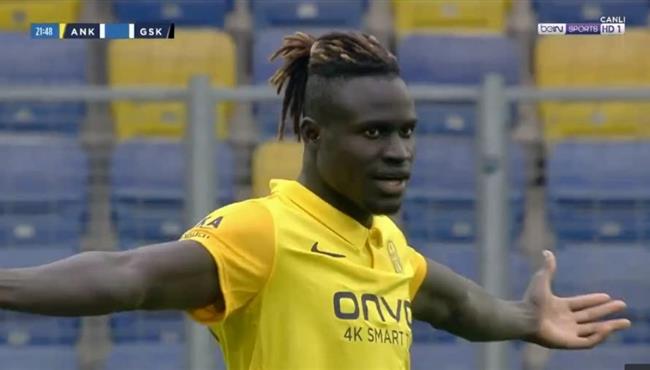 الحكم يلغي هدف لـ اليو بادجي في مباراة انقرة جوجو وجنتشلر بيرليجي بالدوري التركي