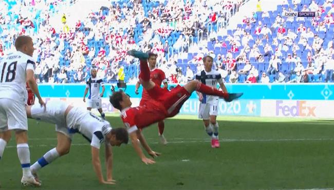 اصابه ماريو فرنانديس وتبديله في مباراة روسيا وفنلندا