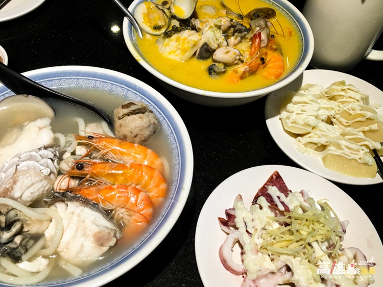 粥老大X幸福小讚|高雄用料實在又大方海產粥,還有必點烤物黑輪.. 15