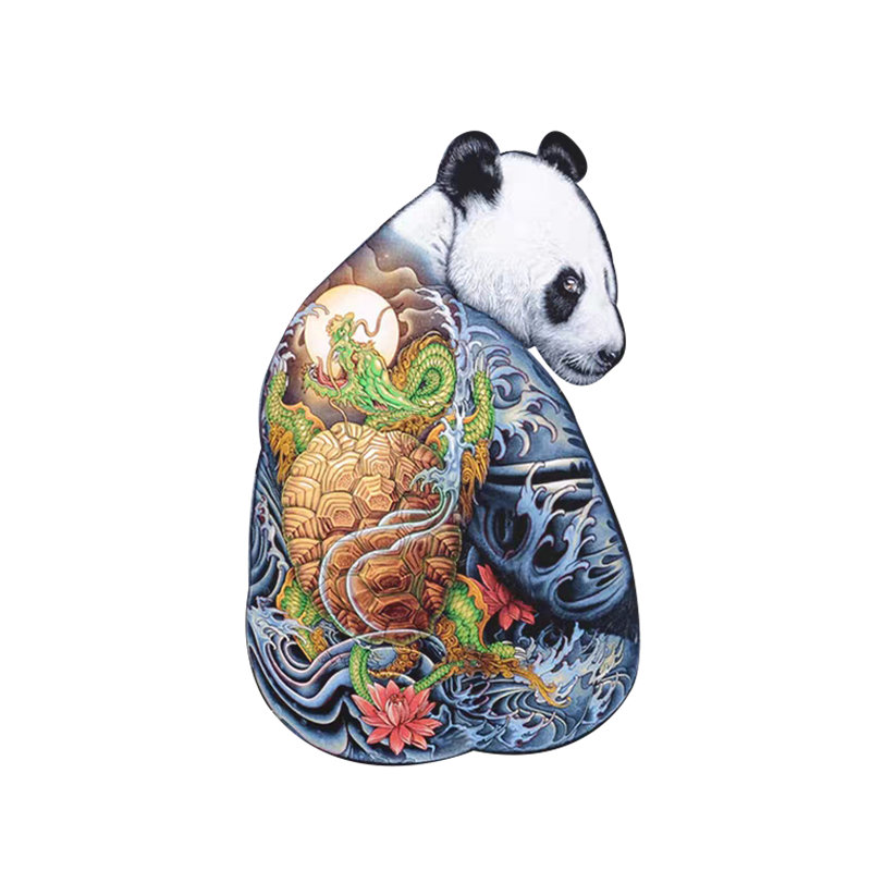 独特东方韵味熊猫裁片印花服装，展现传统与现代的完美结合