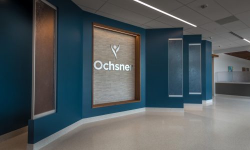 Ochsner Gonzales - Logo Entrance