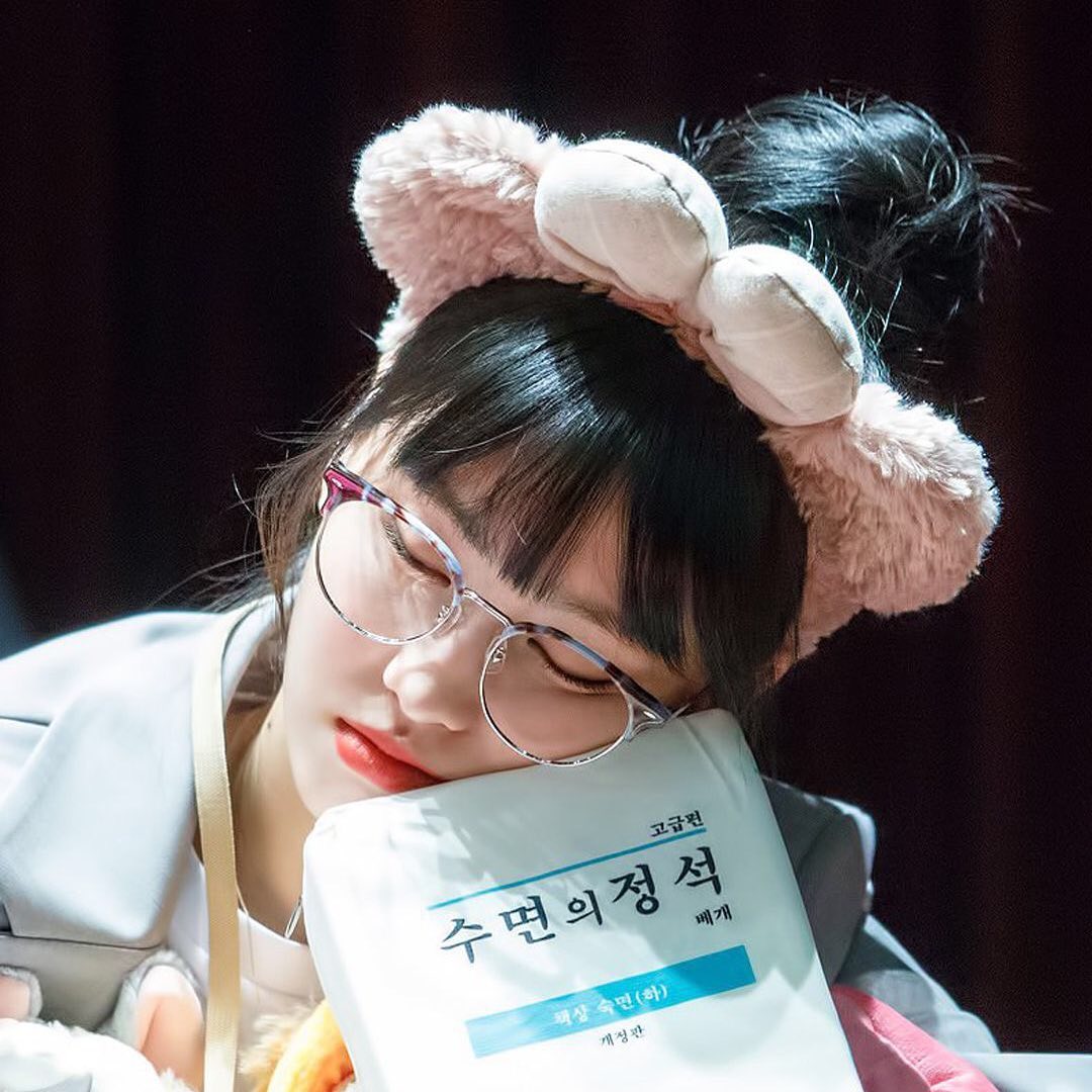 momo.11_9_75545944_172464667285937_2397657067739645938_n.jpg