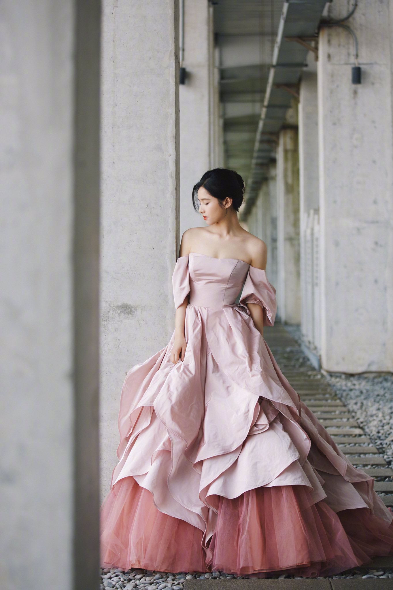 张婧仪_写真_30.jpeg