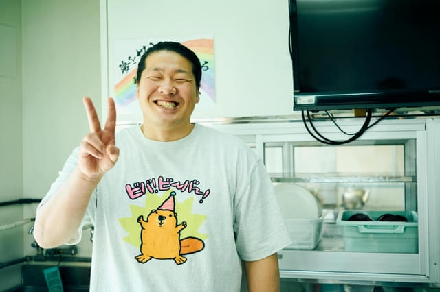 寮長の西健吾（演：一ノ瀬ワタル）