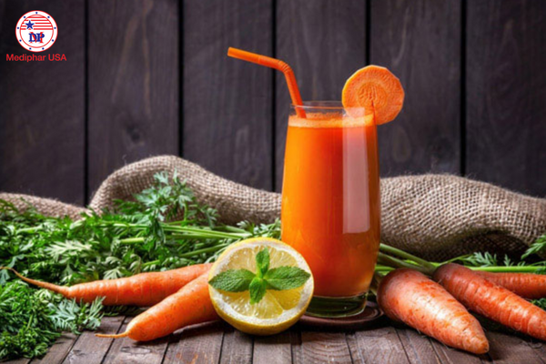 Uống nước ép cà rốt hỗ trợ hệ tiêu hoá Uống nước ép cà rốt hỗ trợ hệ tiêu hoá
