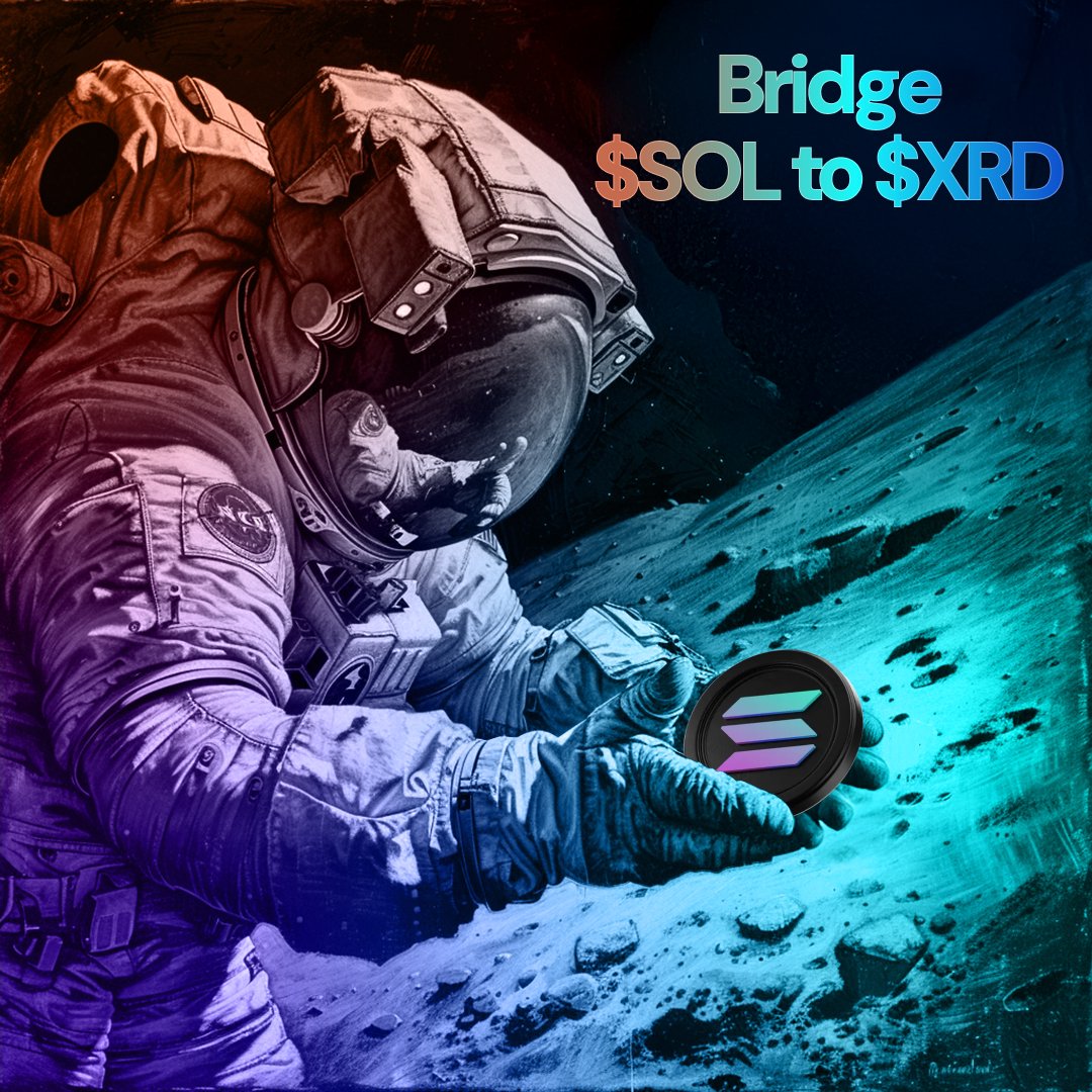 Astronaut holding the SOL token