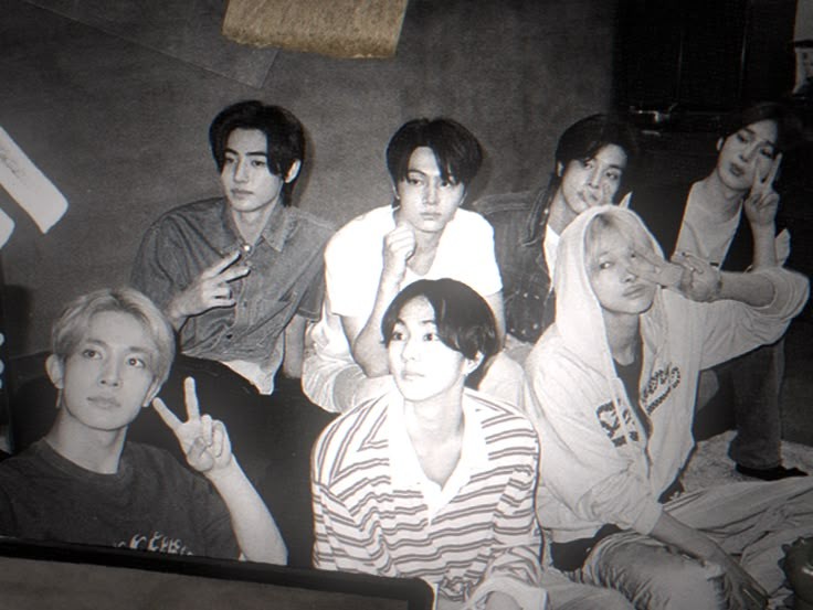 How's life if I didn't meet them. 

+ kak Isa & kak Hoon, thankyou for everything! 