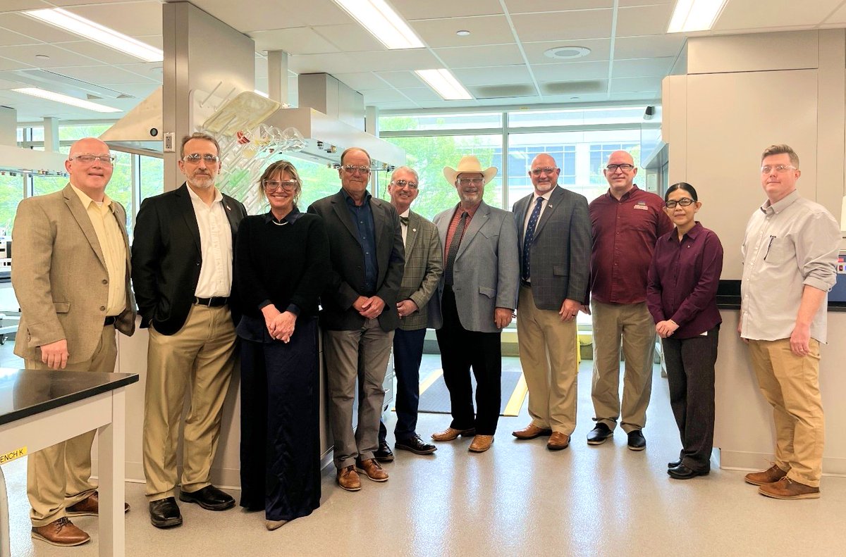 EPA Region 7 staff, including Regional Administrator Jim Macy, join staff from USDA Natural Resources Conservation Service Central Region headquarters in Lincoln, Nebraska.  