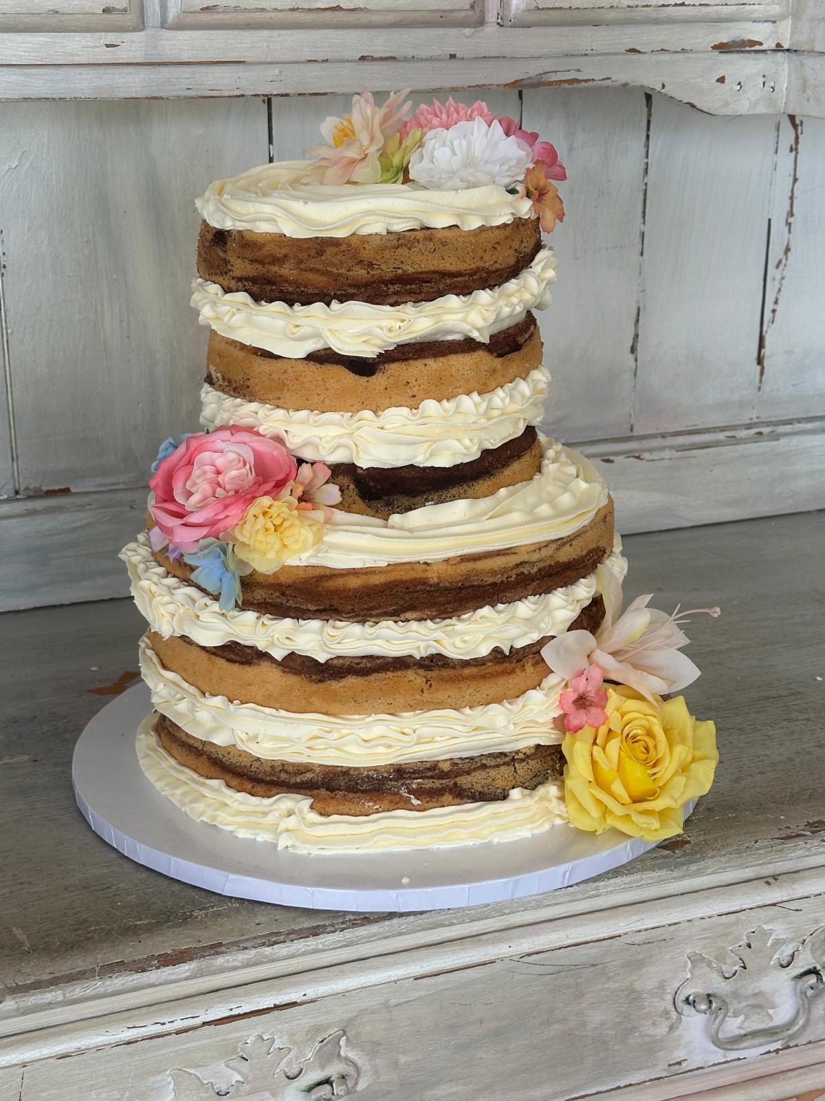 Custom Wedding Cakes Glenoaks Canyon, Glendale, CA | Roobina’s Cake