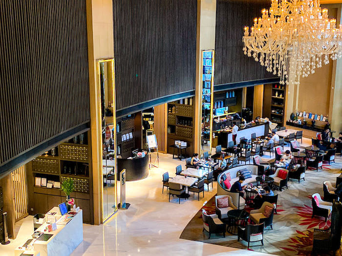 バンコク マリオット ホテル スクンビット(Bangkok Marriott Hotel Sukhumvit)のエントランスロビー