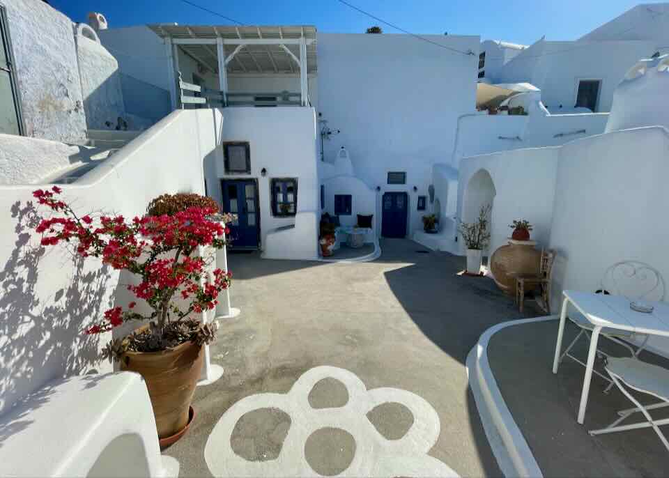 Cave Houses in Pyrgos.