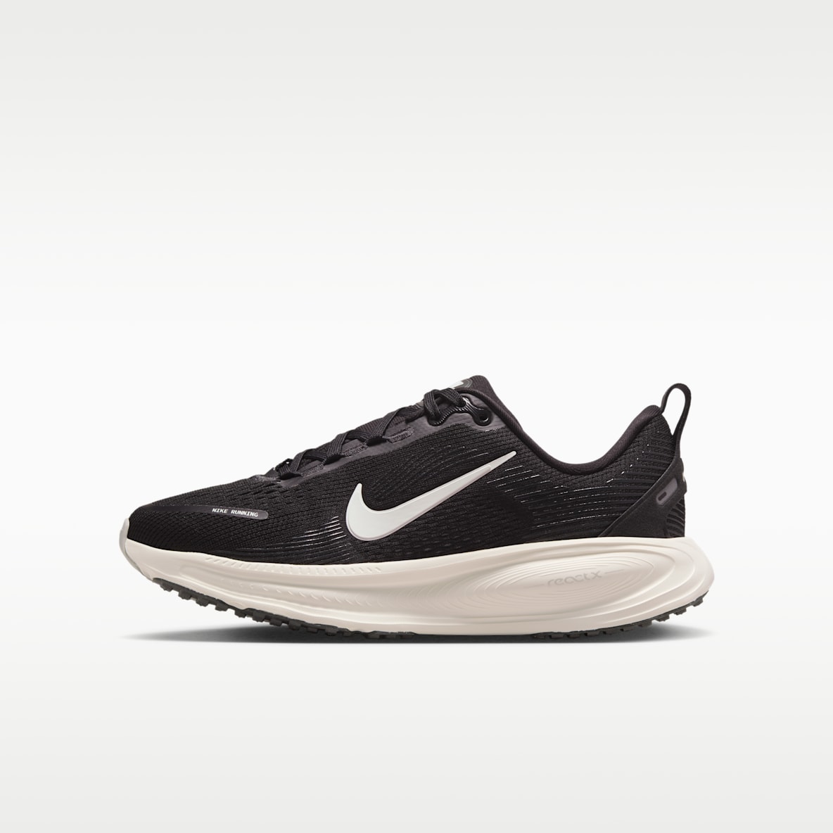 Nike Vomero 18 Genç Çocuk Yol Koşu Ayakkabısı