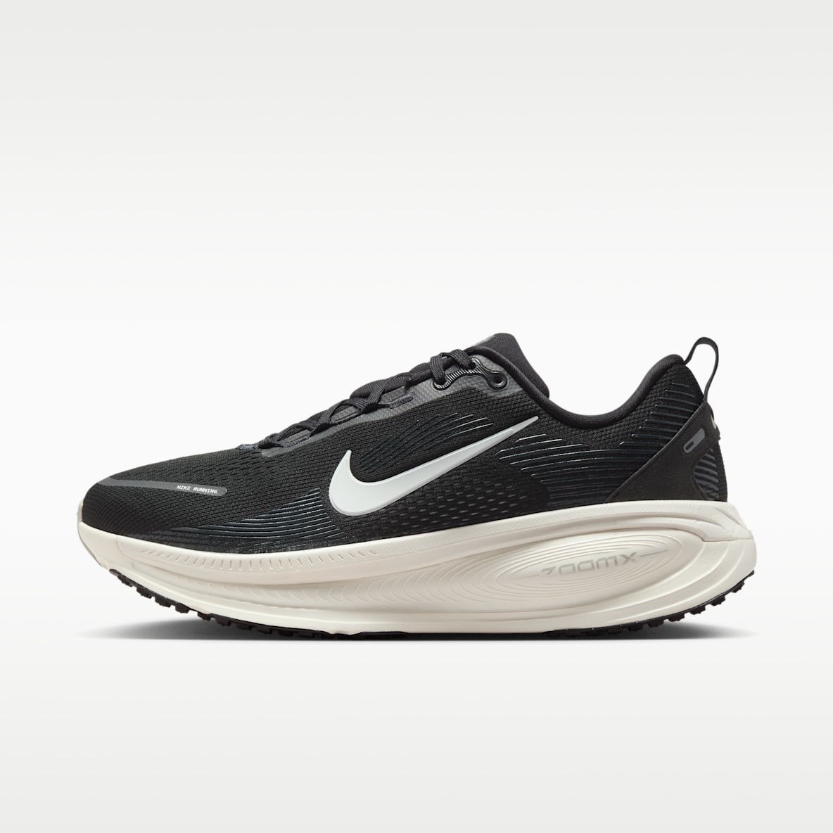 Nike Vomero 18 Erkek Yol Koşusu Ayakkabısı (Geniş)
