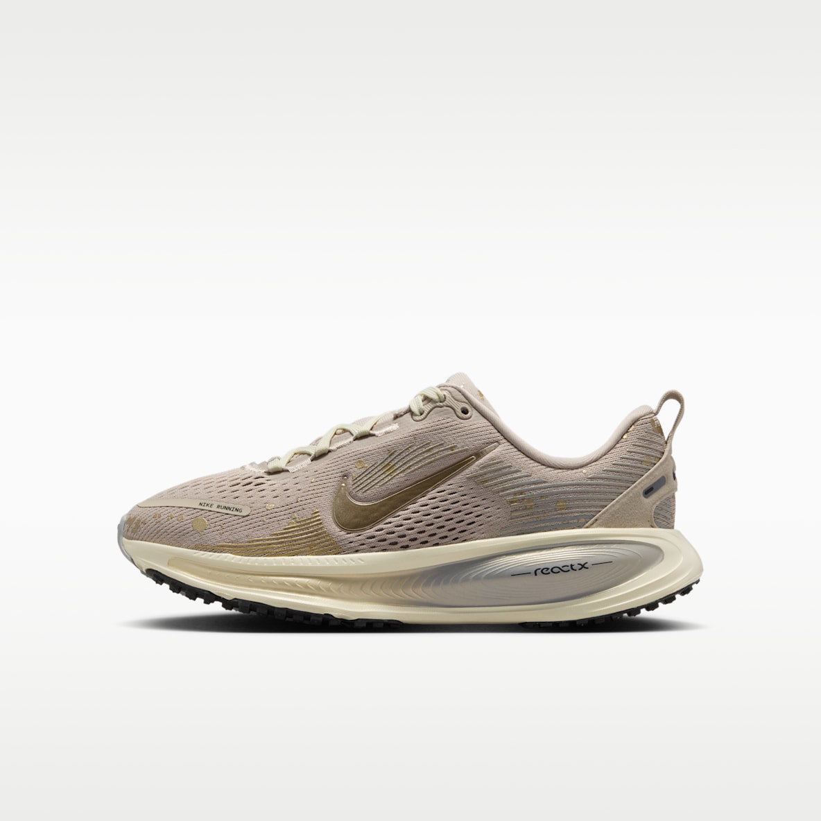 Nike Vomero 18 Genç Çocuk Yol Koşu Ayakkabısı