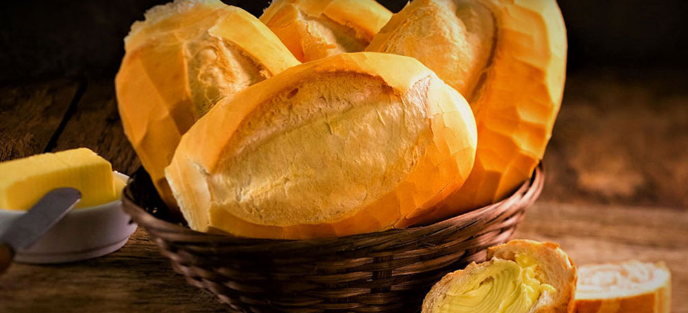 Pão Francês (FRENCH ROLL)