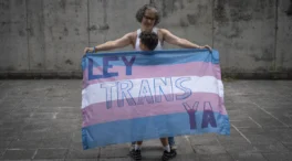Una periodista demuestra el descontrol trans al reservar sin diagnóstico una cirugía para su hija