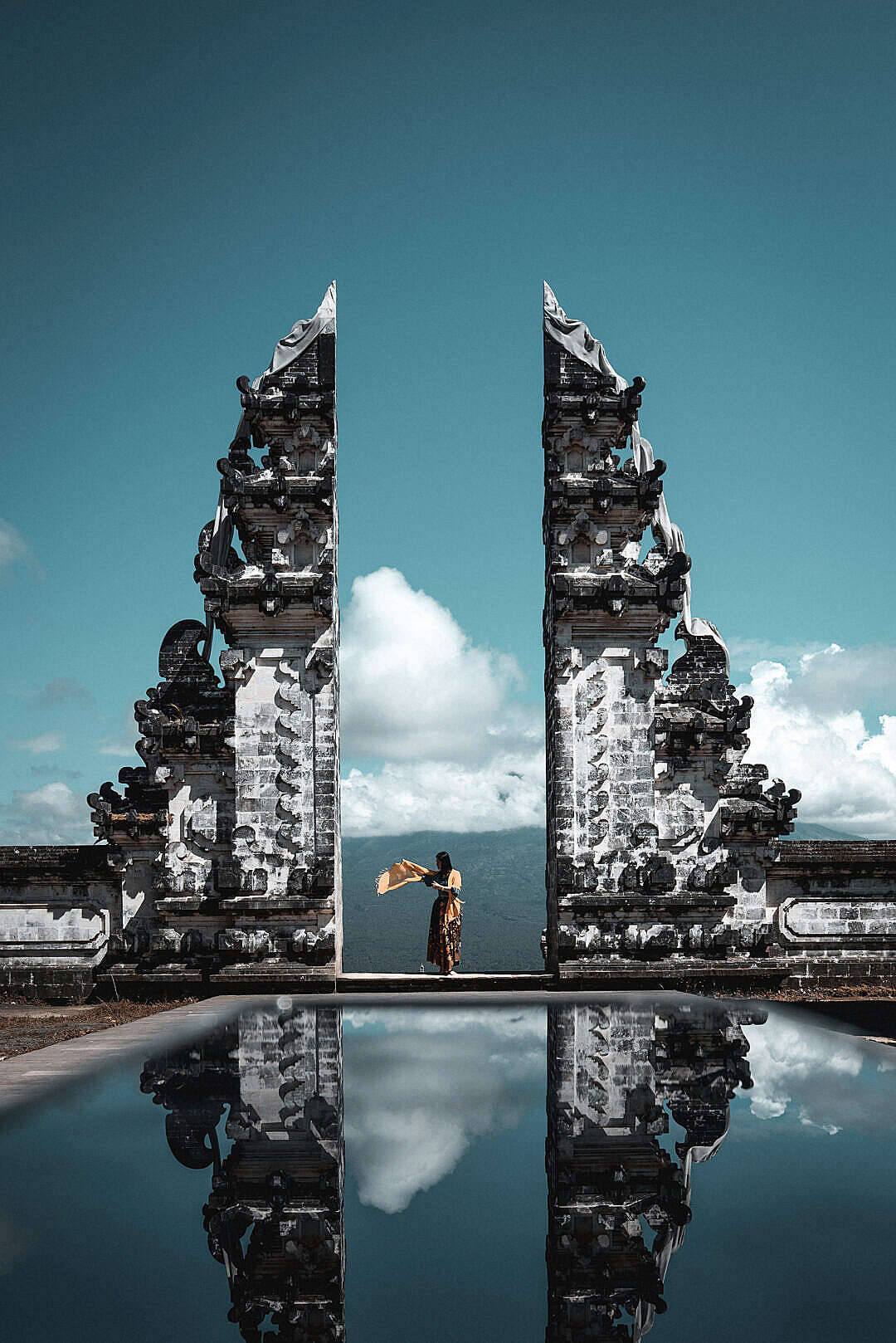 Gates Of Heaven Bali Vecchio Iphone Sfondo