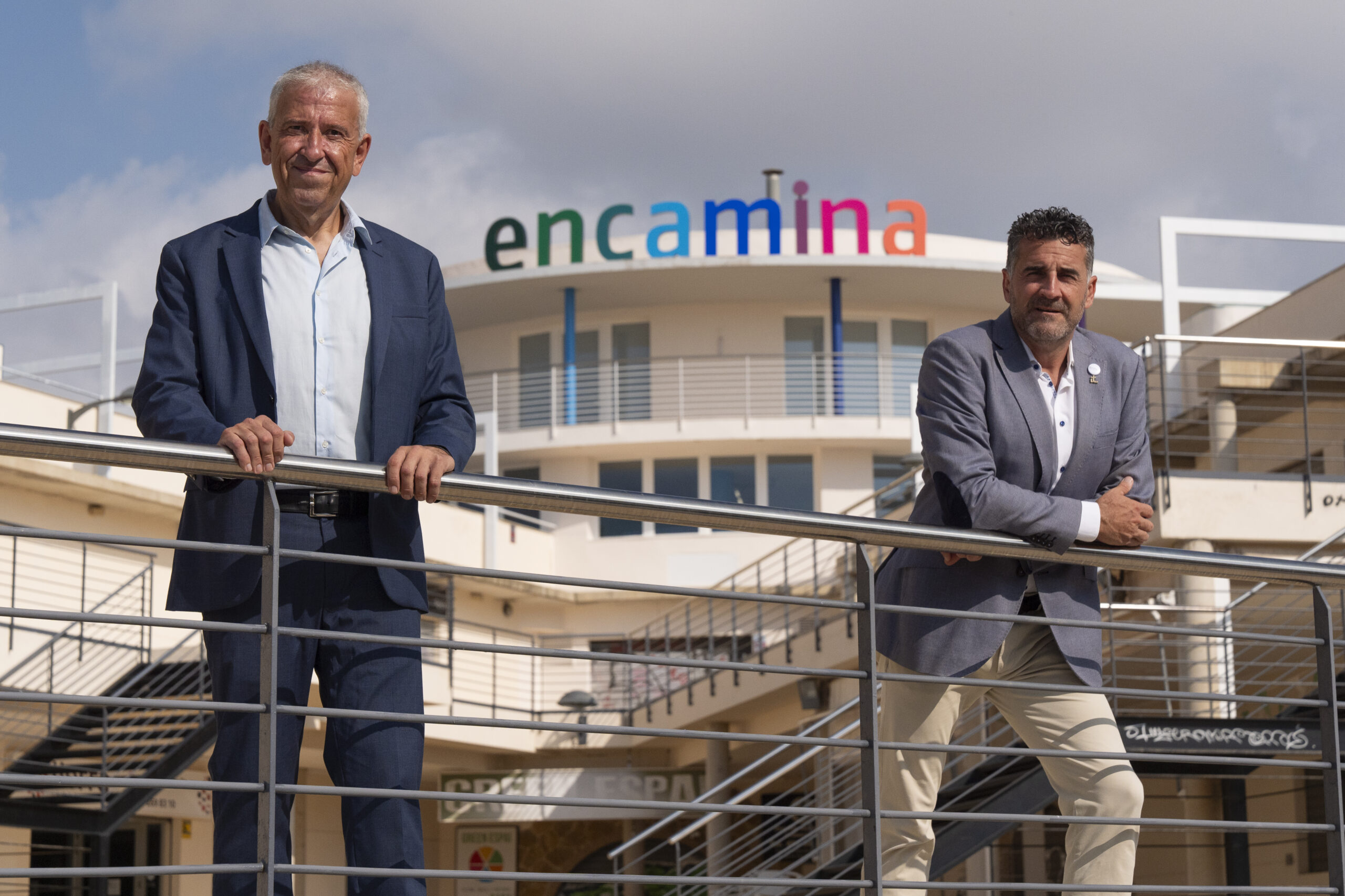 ¡¡Somos el Mejor Partner de Microsoft España 2025🏆!! 1 Pako y Hugo ENCAMINA scaled