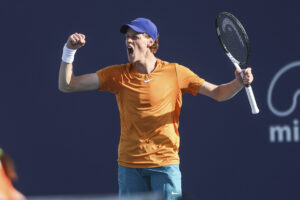 Roland Garros, Sinner ai quarti: domani la sfida con Dimitrov